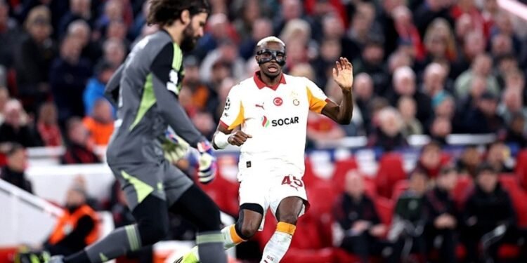 Victor Osimhen’den flaş sözler! Sahalara ne zaman döneceğini açıkladı