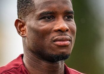 Akyazı TS Club’da imza günü