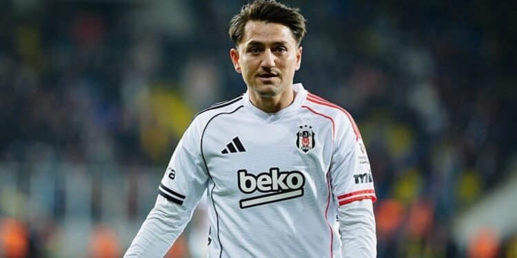 Beşiktaş mı, Fenerbahçe mi? Cengiz Ünder kararını verdi