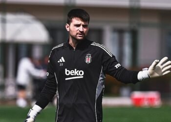 Beşiktaş’ta Ersin Destanoğlu’na sürpriz talip!