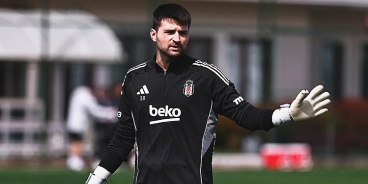 Beşiktaş’ta Ersin Destanoğlu’na sürpriz talip!
