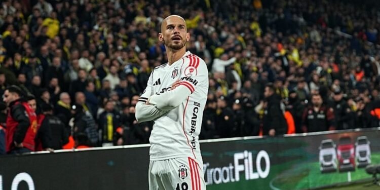 Beşiktaş’ta Fenerbahçe derbisi için gözler Vaclav Cerny’de!