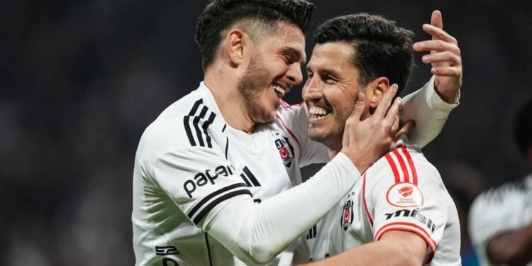 Beşiktaş’ta Salih Uçan: Takım yazın daha da güçlenecek!
