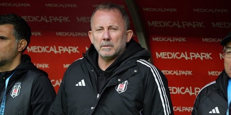Beşiktaş’ta Samsunspor mağlubiyeti sonrası Sergen Yalçın: Psikolojimiz bozuldu!