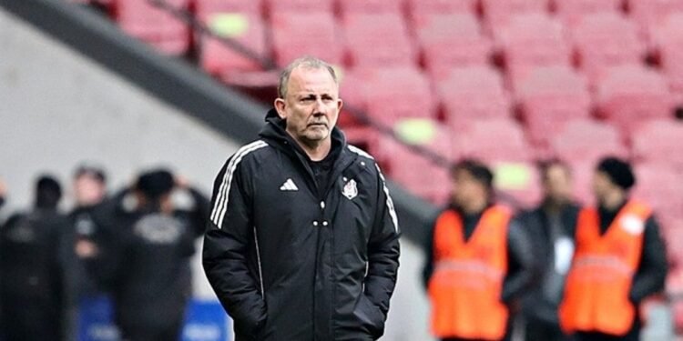 Beşiktaş’ta Sergen Yalçın Corendon Alanyaspor maçı ilk 11’ini belirledi!