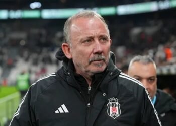 Beşiktaş’ta Sergen Yalçın, Ole Gunnar Solskjaer’in gerisinde kaldı!