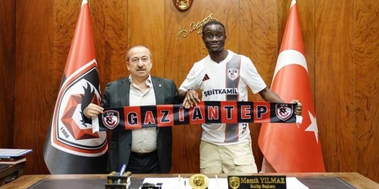 Beşiktaş’tan orta sahaya Camara hamlesi! Transfer…