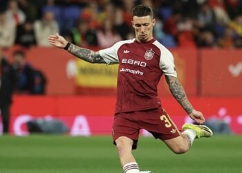 Beşiktaş’tan sol beke flaş Grimaldo hamlesi! Oyuncu ikna edildi