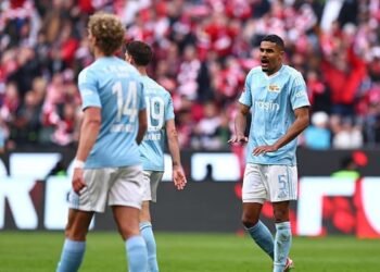 Beşiktaş’tan stoper çıkarması! Danilho Doekhi…