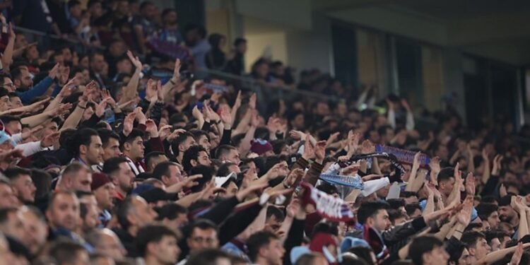 Biletlere hücum kestiler