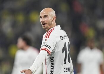 Cerny ile Tedesco arasında maç sonu samimi görüntüler!