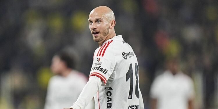 Cerny ile Tedesco arasında maç sonu samimi görüntüler!