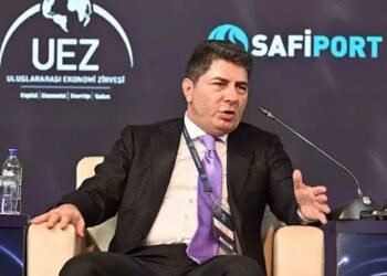 Eski Fenerbahçeli yönetici Hakan Safi, gündeme dair açıklamada bulundu