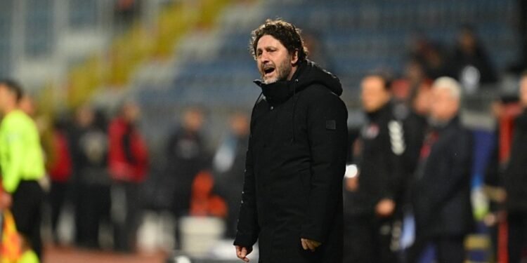 Fatih Tekke’nin derbi planı ortaya çıktı! Galatasaray’ı böyle yıkacak