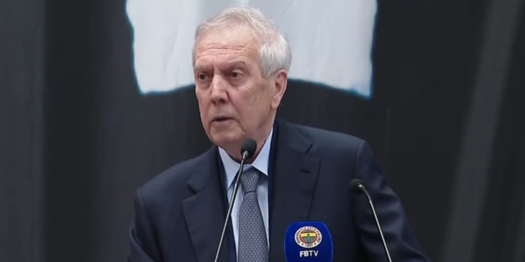 Fenerbahçe eski başkanı Aziz Yıldırım’dan flaş sözler! “Fenerbahçe çürümüşlük içinde”