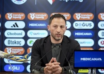 Fenerbahçe Galatasaray’ın hedefindeki o yıldız için harekete geçti!