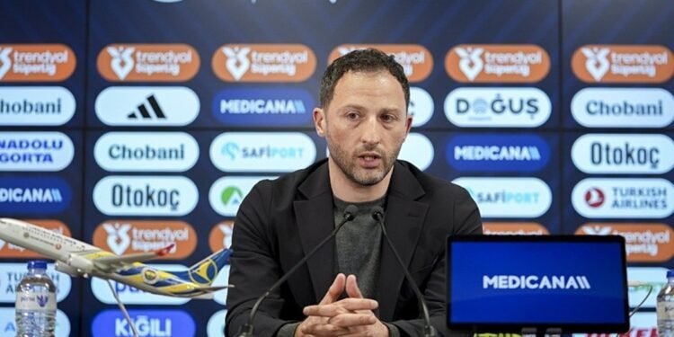 Fenerbahçe Galatasaray’ın hedefindeki o yıldız için harekete geçti!