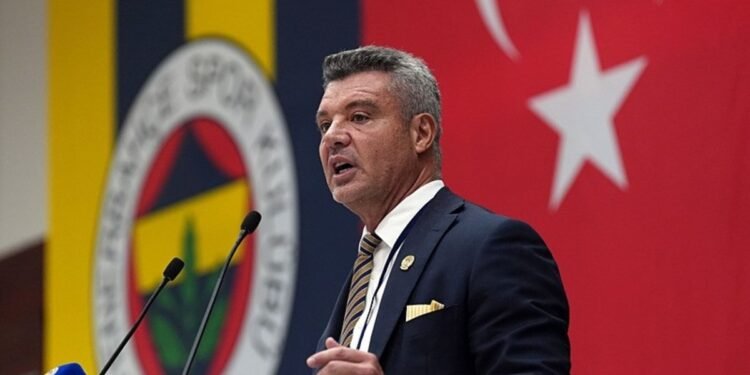 Fenerbahçe’de derbi mağlubiyeti sonrası olağanüstü hal!