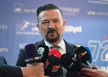 Fenerbahçe’de Ertan Torunoğulları’ndan forvet transferi açıklaması!