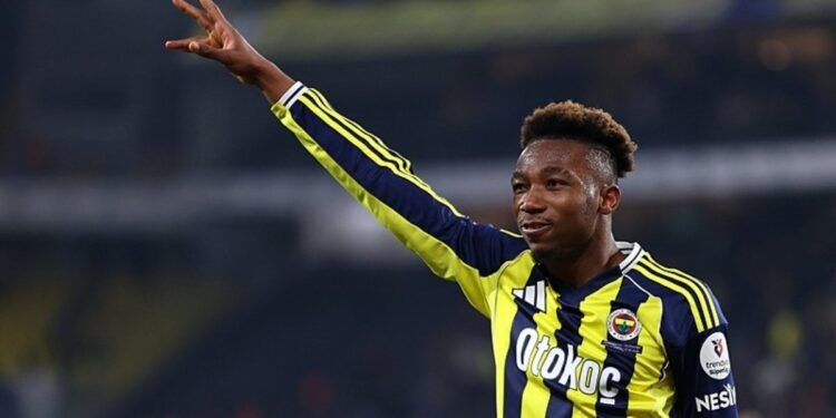 Fenerbahçe’de Nene gole çok yaklaştı! İşte o pozisyon