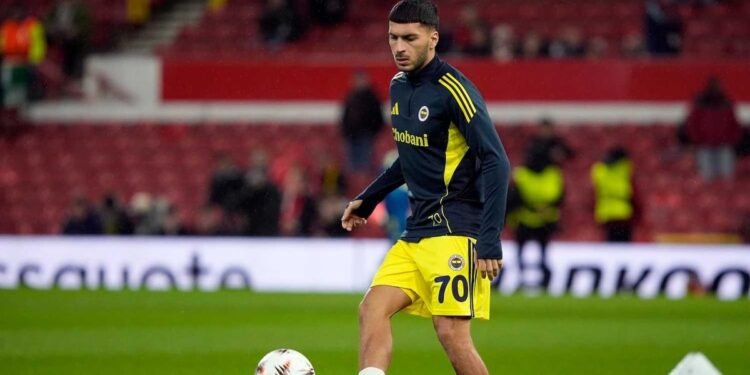 Fenerbahçe’de Oğuz Aydın için büyük kriz! Dünya Kupası’na…