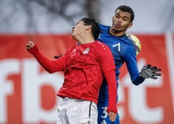 Fenerbahçe’de sol beke sürpriz aday: Maicon!