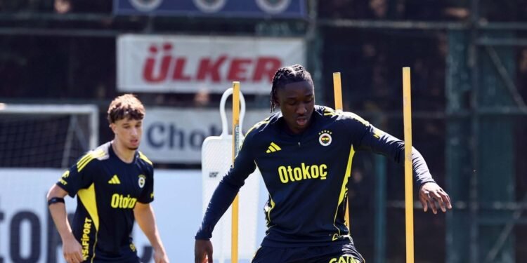 Fenerbahçe’de Zecorner Kayserispor maçının hazırlıkları başladı