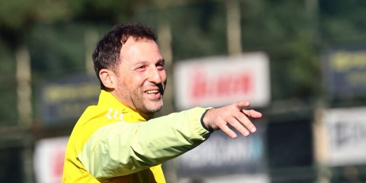 Fenerbahçe’nin Beşiktaş derbisi hazırlıkları devam etti