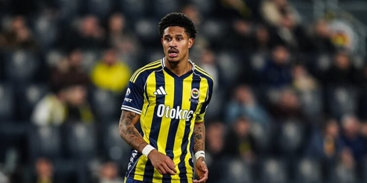 Fenerbahçe’ye Jayden Oosterwolde’den kötü haber!