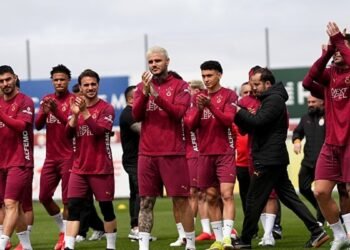 Galatasaary’dan taraftara açık antrrenman!