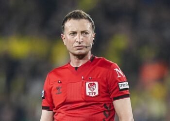 Galatasaray-Fenerbahçe derbisinde penaltı kararı! İşte o pozisyon