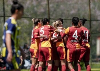 Galatasaray Gain derbide Fenerbahçe Arsavev’i yendi!