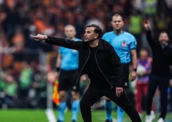 Galatasaray transferde 19 yaşındaki forvete yöneldi!