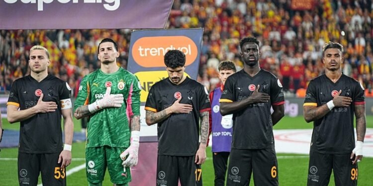 Galatasaray’ın yıldızından maç sonu çarpıcı sözler! “Hastalıktan ölüyorum”