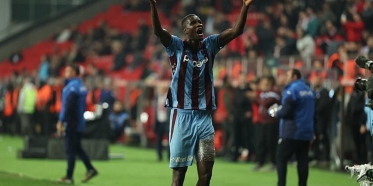 Gözler Onuachu’da