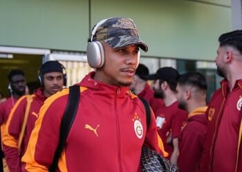 Ismail Jakobs: İkinci yarı futbol oynamayı bıraktık