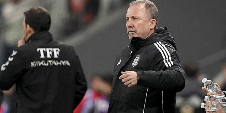 İşte Beşiktaş’tan ayrılması beklenen ilk isim! İtalya’ya kiralık olarak gönderilmişti