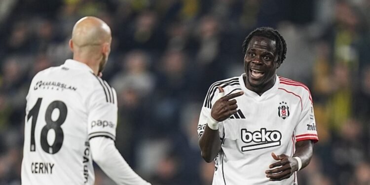 Junior Olaitan: Son maça kadar savaşmaya devam edeceğiz!