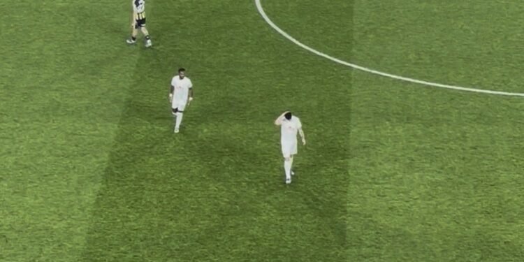 Kadıköy’de Samet Akaydin’a tepki!