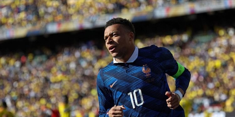 Kylian Mbappe’den tepki çeken Kante hareketi!