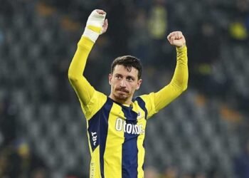 Mert Hakan Yandaş’tan derbi öncesi paylaşım!