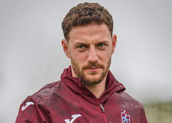 Mustafa öne çıkıyor