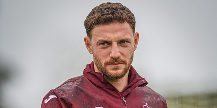 Mustafa öne çıkıyor