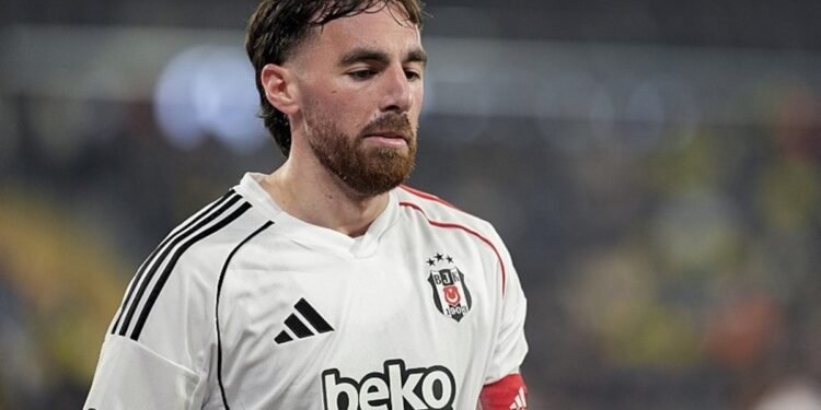 Orkun moral aşıladı