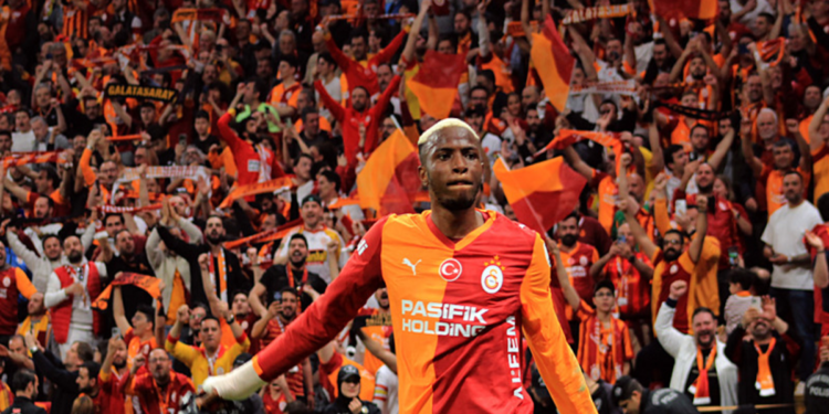 Osimhen’in golü ofsayta takıldı!