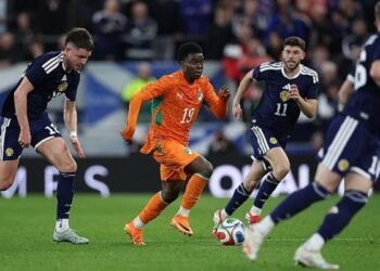 Oulai’ye övgü yağmuru