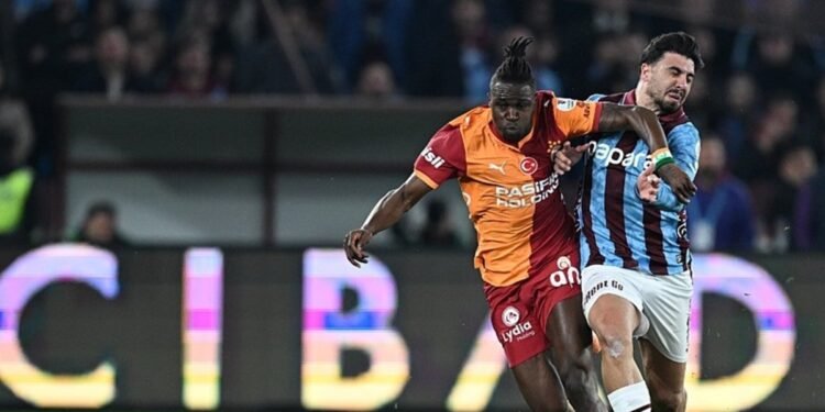 Ozan ‘Tufan’ kopardı, mest etti