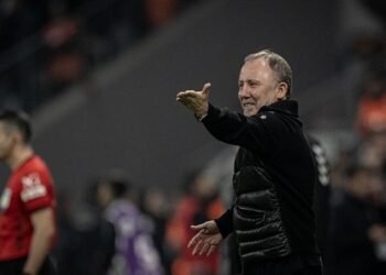 Sergen Yalçın: Biraz pozitif olalım