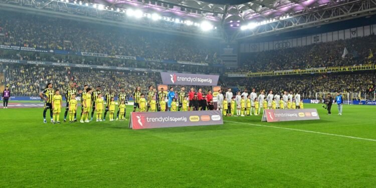 Spor yazarları Fenerbahçe-Beşiktaş maçını değerlendirdi