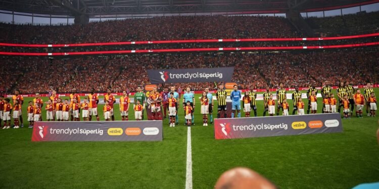 Spor yazarları Galatasaray-Fenerbahçe maçını değerlendirdi